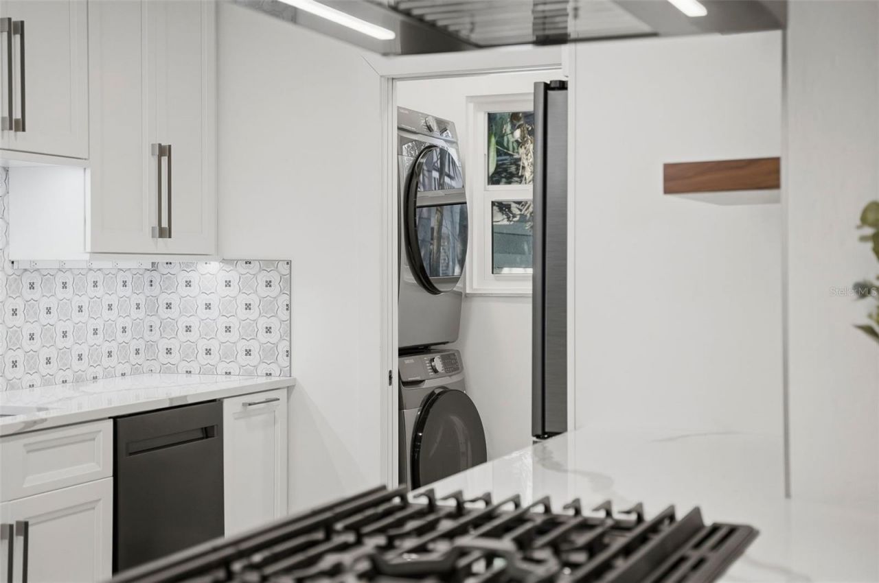 2430 14th Street N, Saint Petersburg, FL 33704 Photo