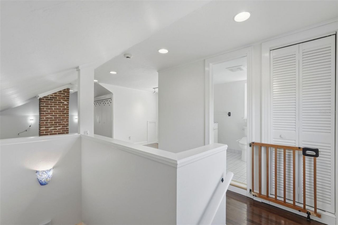 2430 14th Street N, Saint Petersburg, FL 33704 Photo