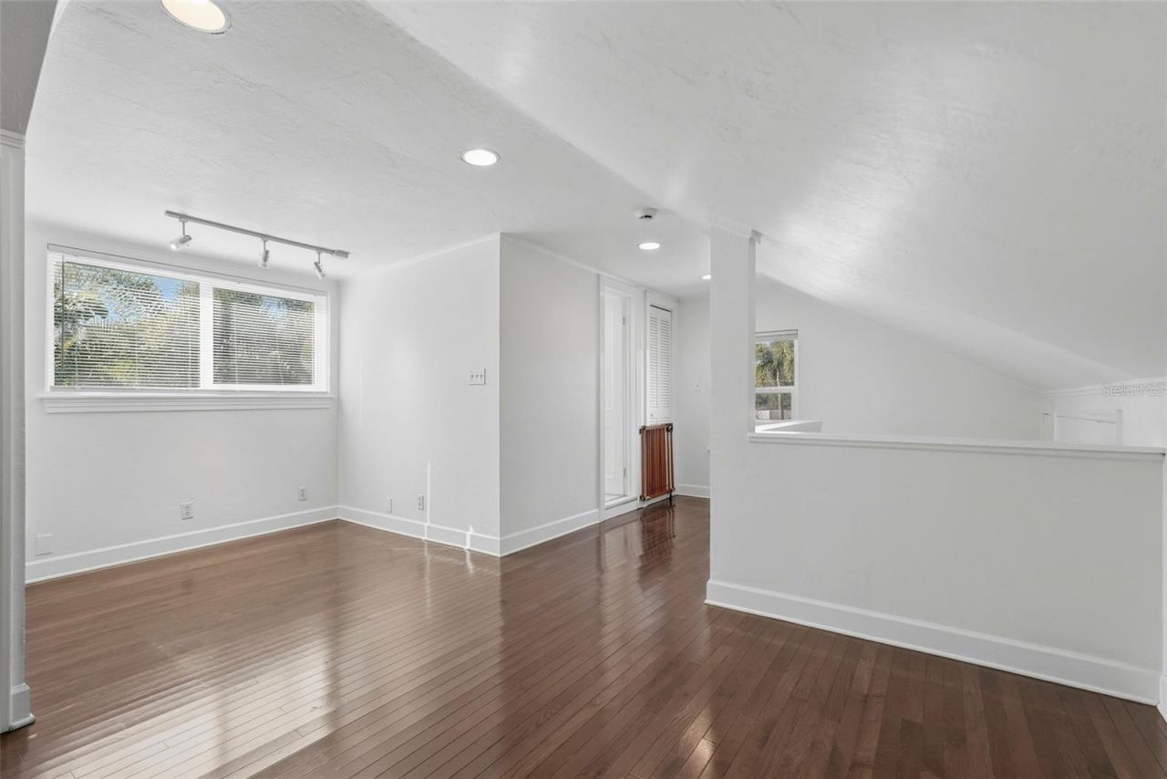 2430 14th Street N, Saint Petersburg, FL 33704 Photo