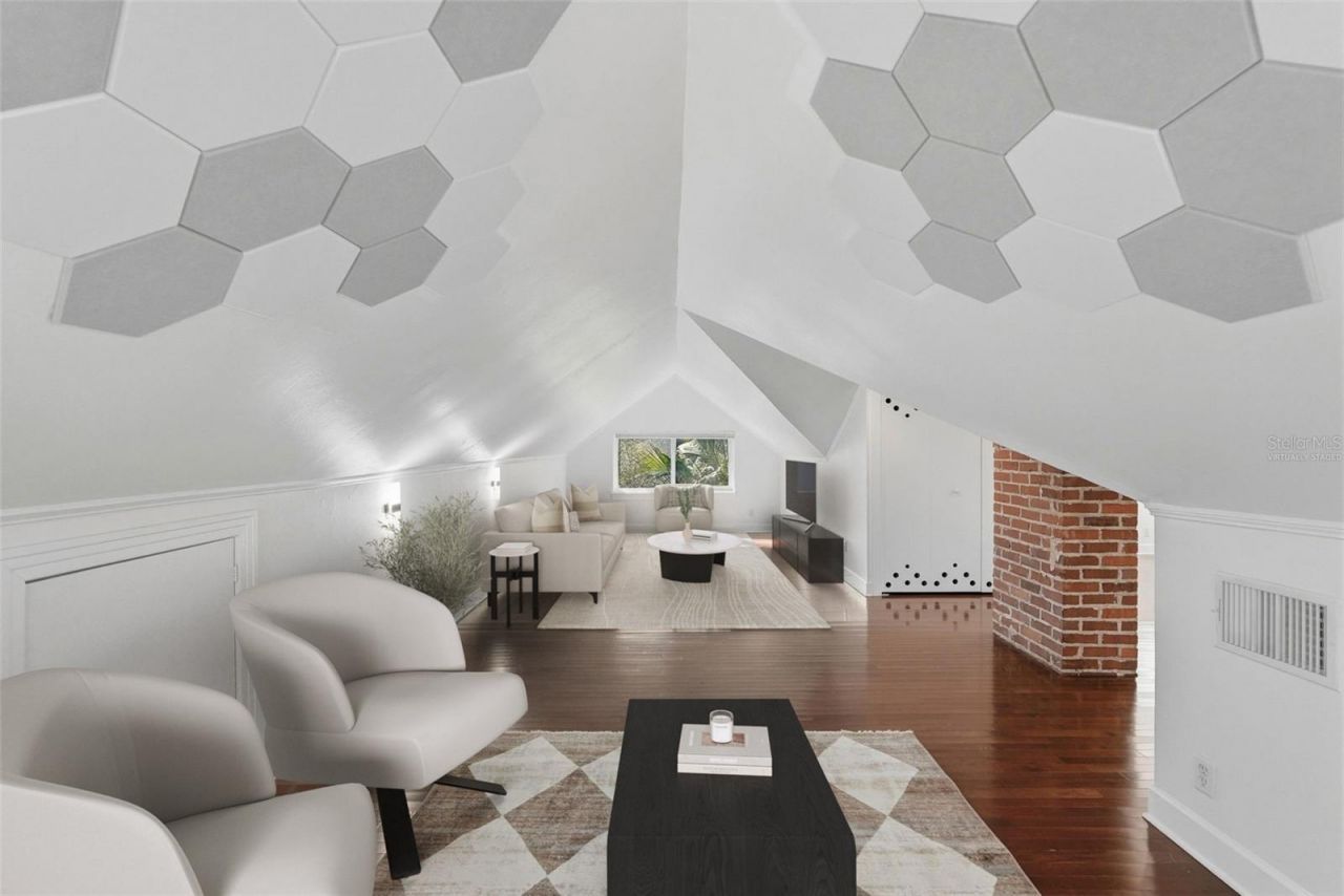 2430 14th Street N, Saint Petersburg, FL 33704 Photo