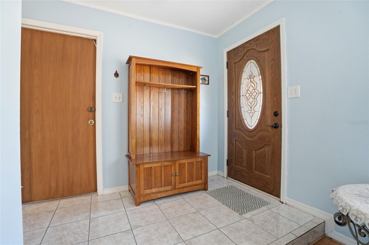 7002 Crestlake Drive, Orlando, FL 32819 Photo