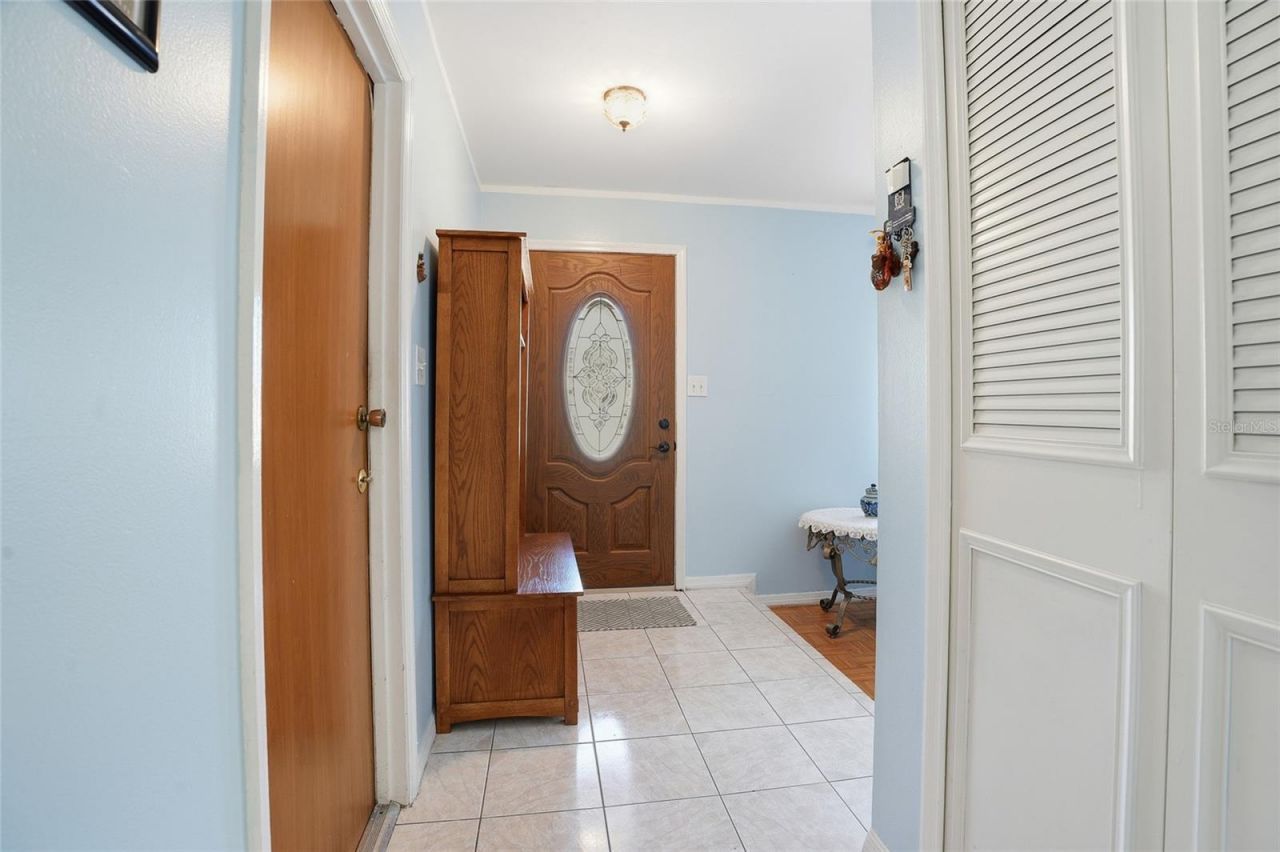 7002 Crestlake Drive, Orlando, FL 32819 Photo