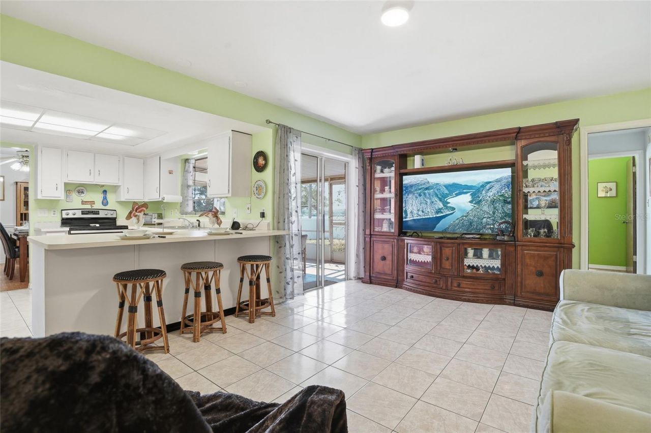 7002 Crestlake Drive, Orlando, FL 32819 Photo