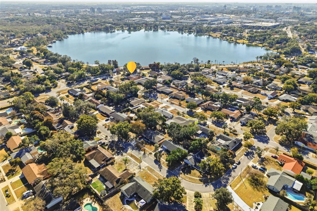 7002 Crestlake Drive, Orlando, FL 32819 Photo