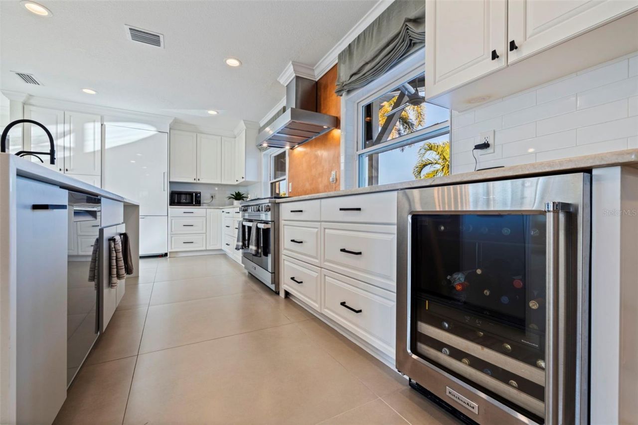 1481 49th Avenue Ne, Saint Petersburg, FL 33703 Photo