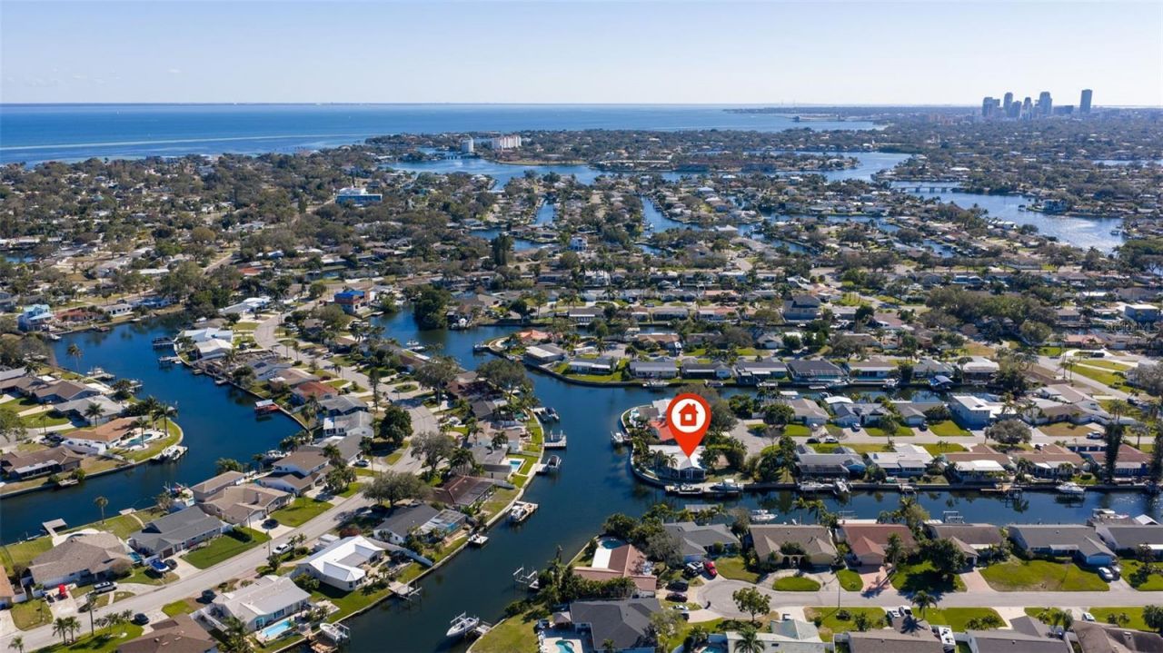 1481 49th Avenue Ne, Saint Petersburg, FL 33703 Photo