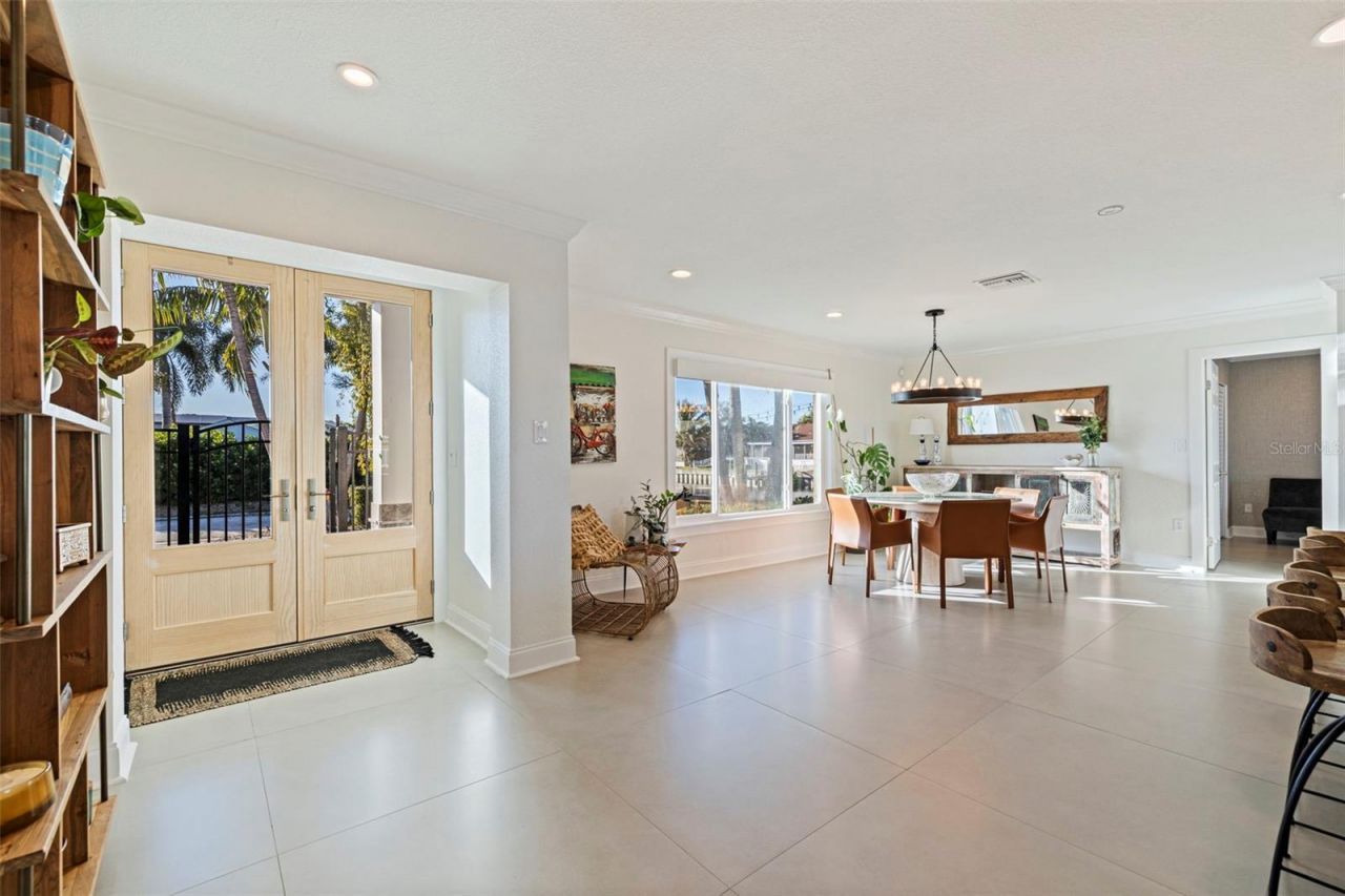 1481 49th Avenue Ne, Saint Petersburg, FL 33703 Photo