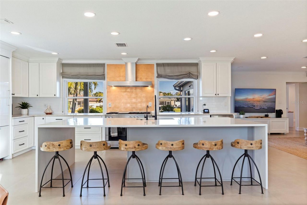 1481 49th Avenue Ne, Saint Petersburg, FL 33703 Photo