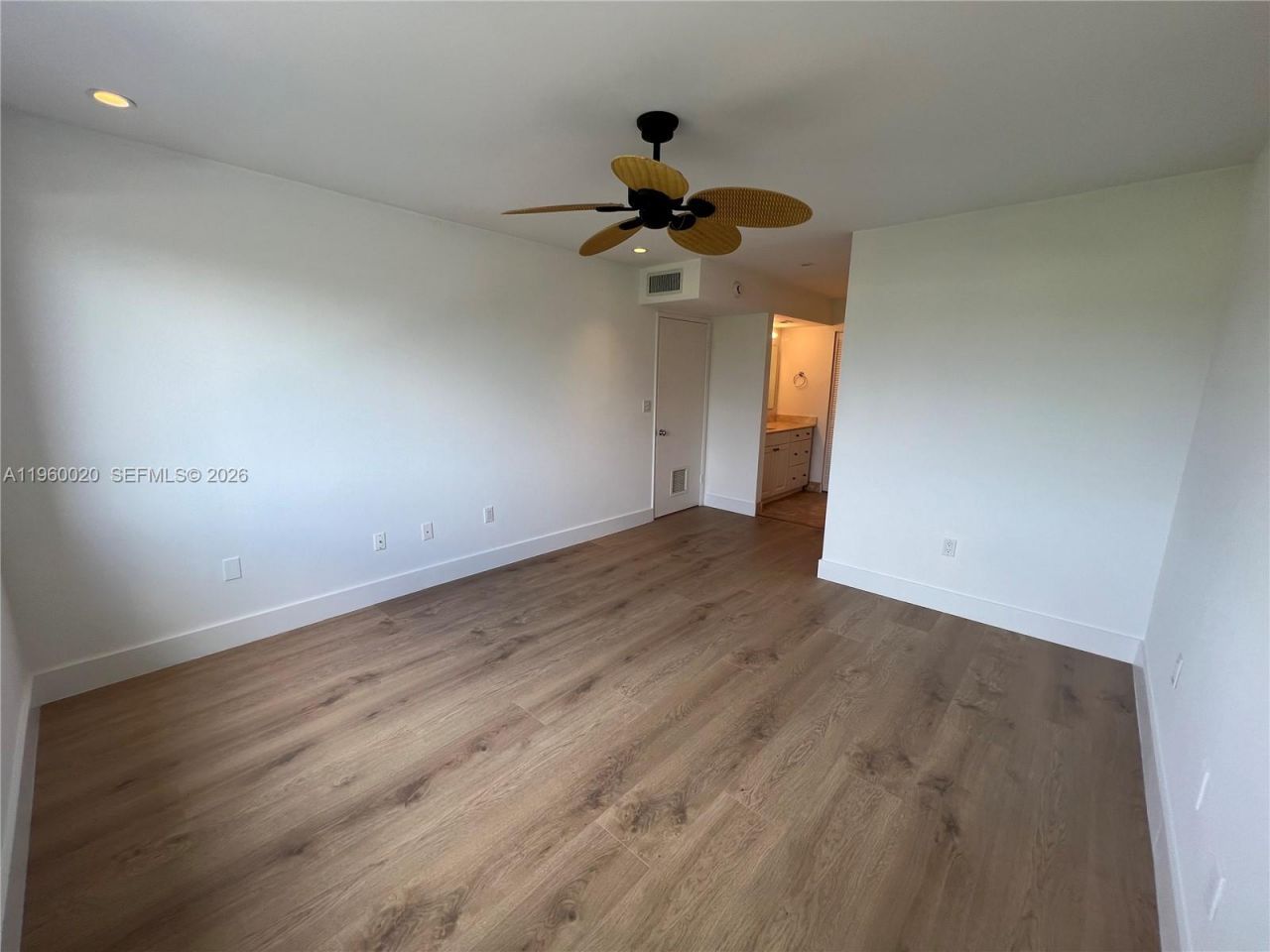 255 Galen Dr, Unit 4A, Key Biscayne, FL 33149 Photo