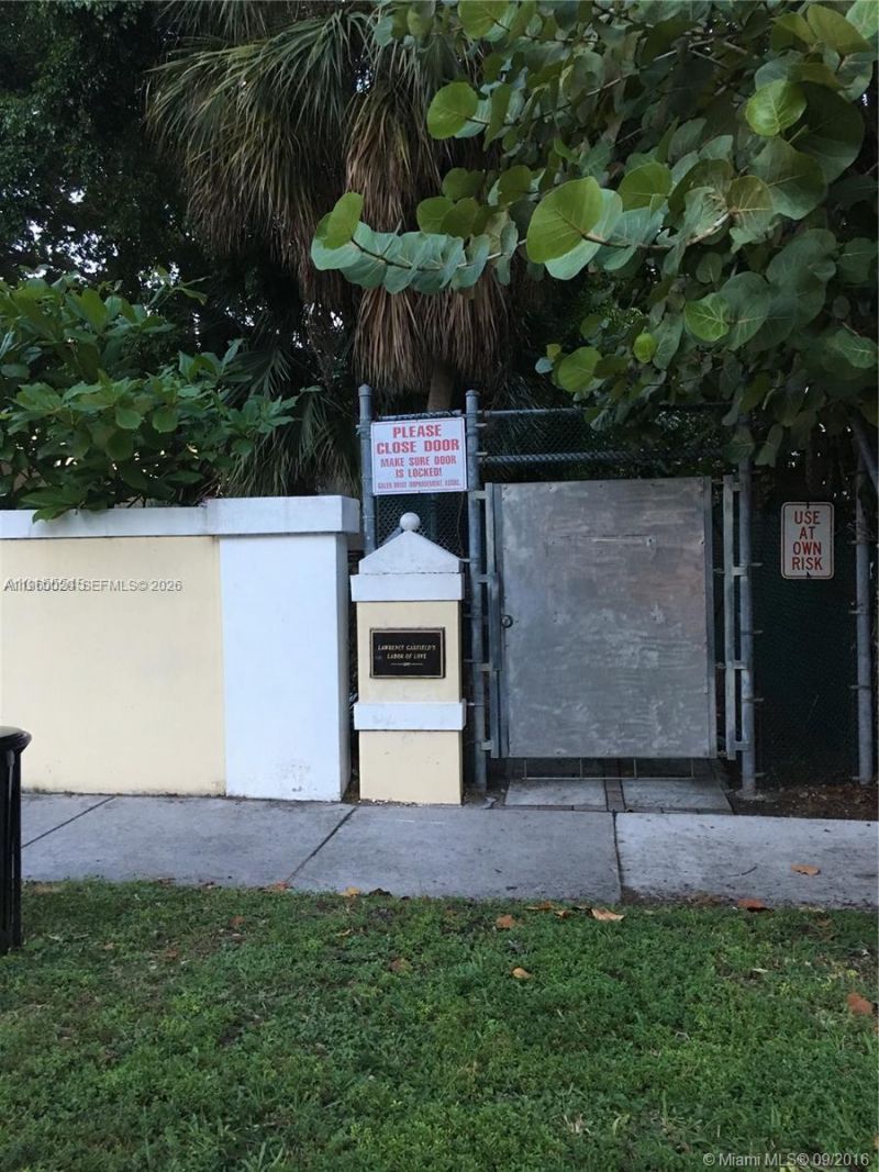 255 Galen Dr, Unit 4A, Key Biscayne, FL 33149 Photo