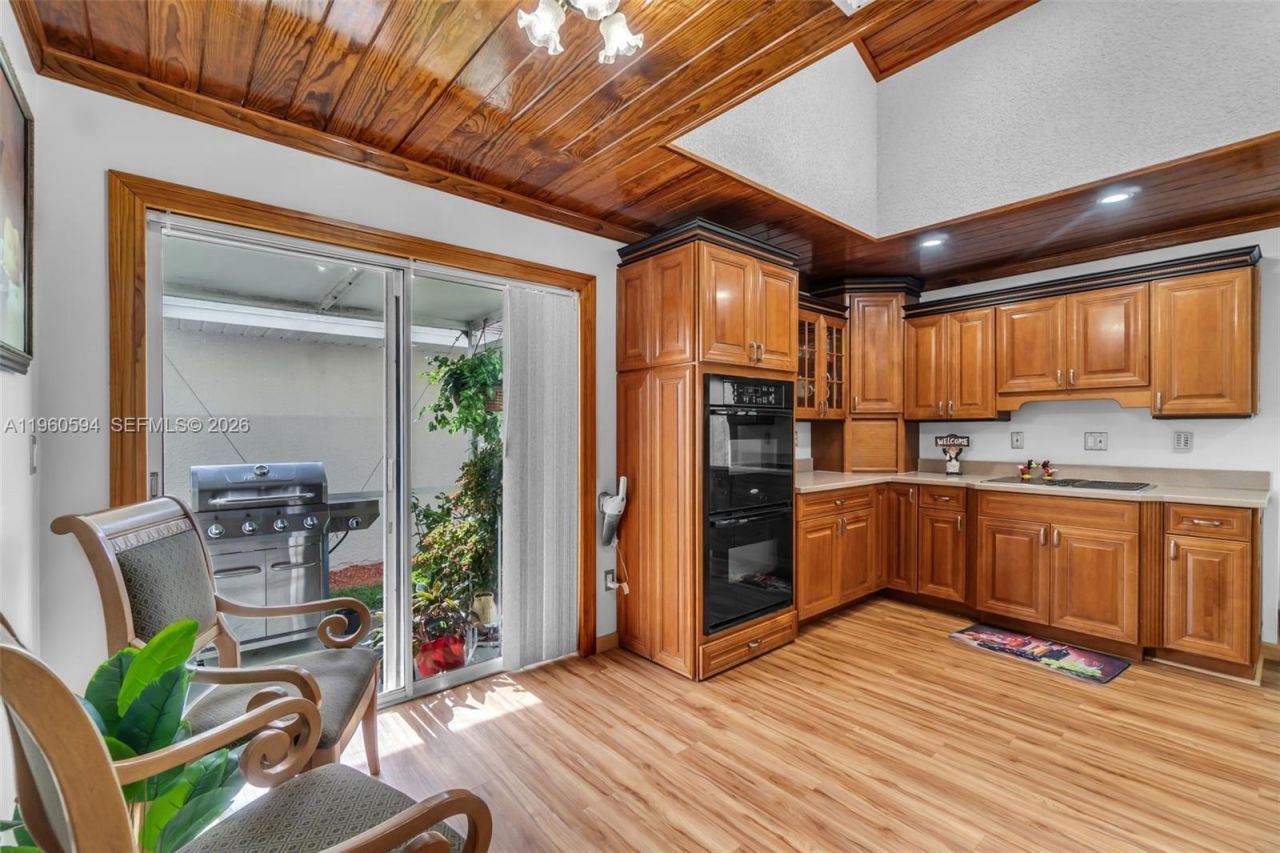 2590 SE 7th Pl , Homestead, FL 33033 Photo