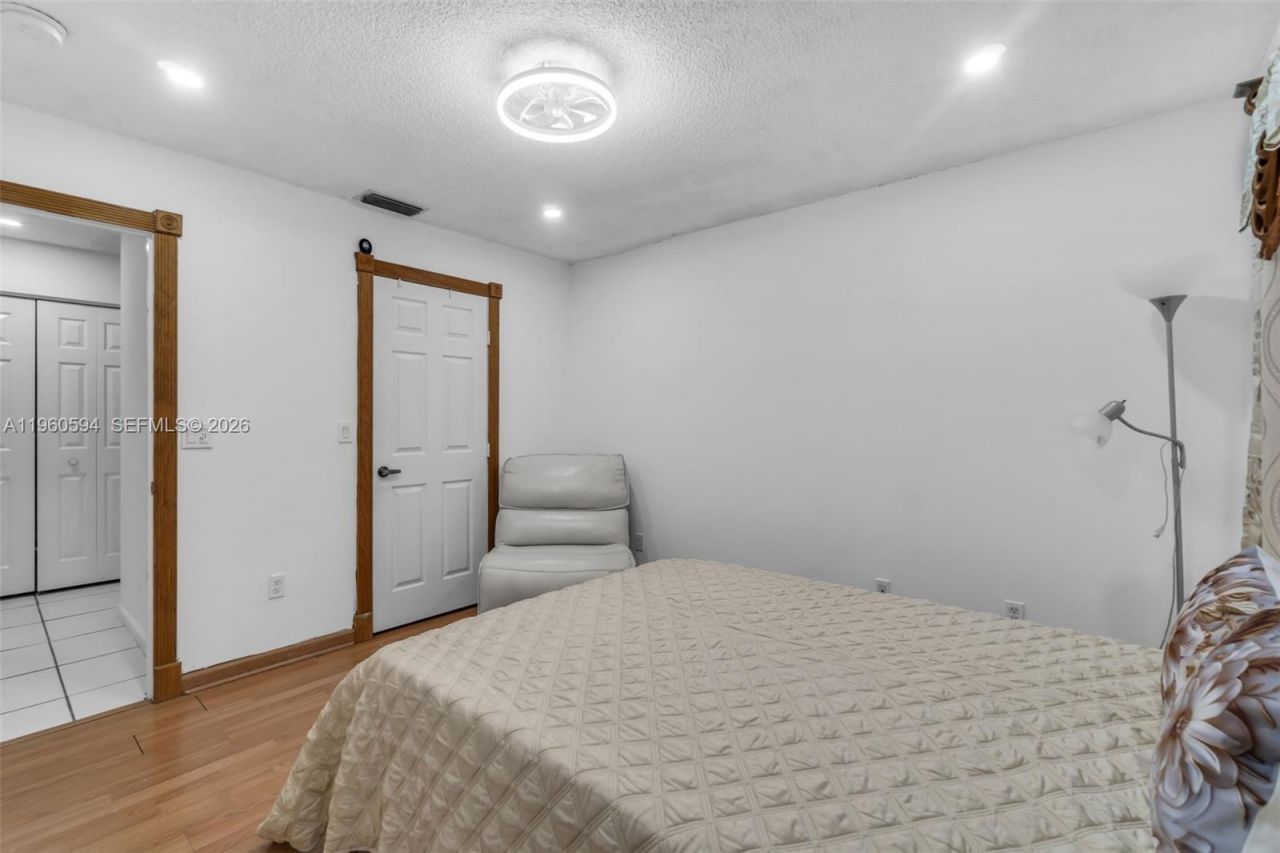 2590 SE 7th Pl , Homestead, FL 33033 Photo