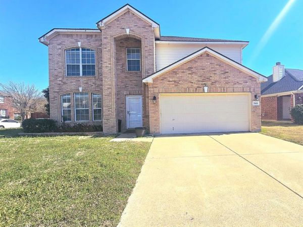 7601 Tin Cup Drive , Arlington, TX 76001
