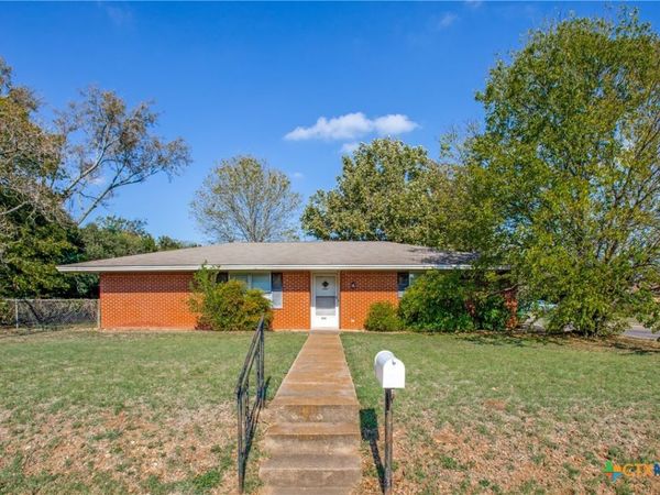 506 E Avenue T, Belton, TX 76513