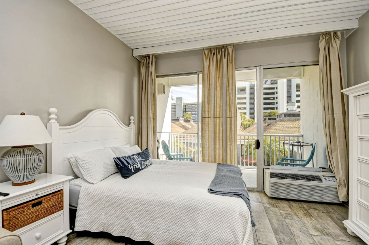 6803 N Ocean Blvd. Photo 8