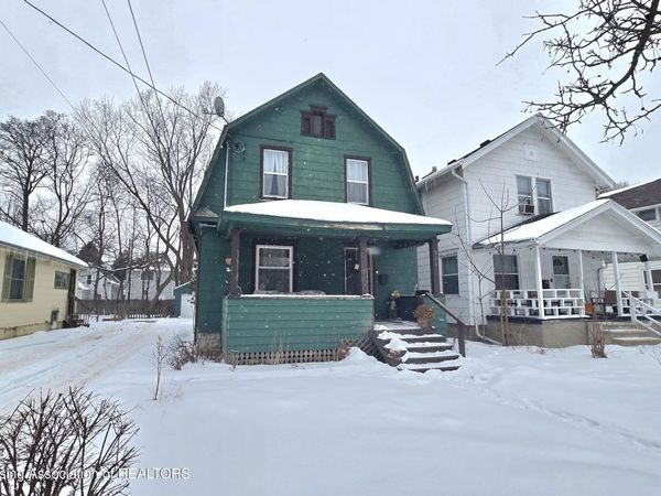311 N Magnolia Avenue, Lansing, MI 48912
