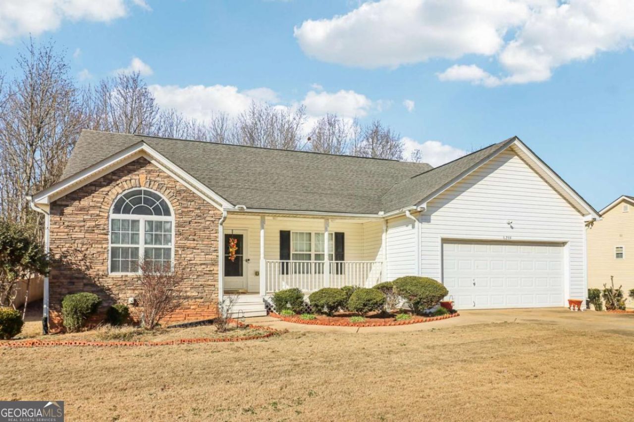 6233 Compass Drive, Flowery Branch, GA 30542 Main Photo