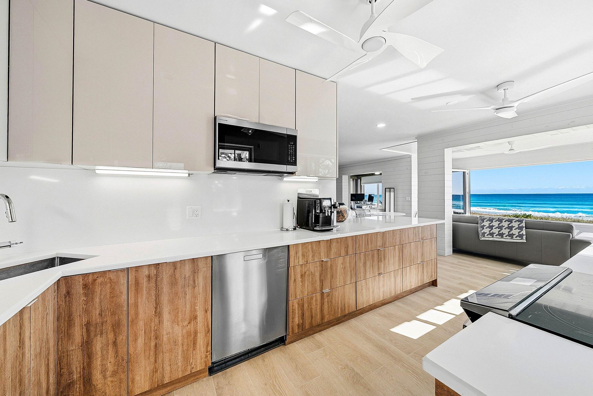 2075 S Ocean Boulevard, Unit 4b, Delray Beach, FL 33483 Photo