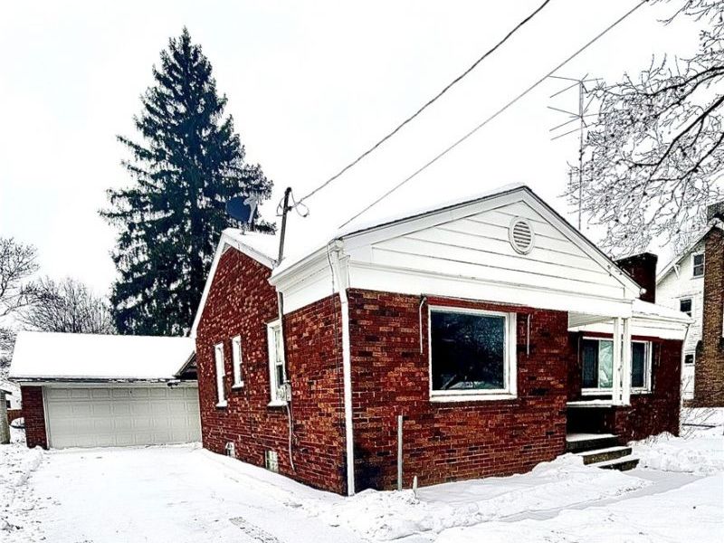 1718 Parkman Road NW, Warren, OH 44485 Photo 2