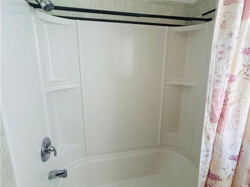 1718 Parkman Road NW, Warren, OH 44485 Photo 24