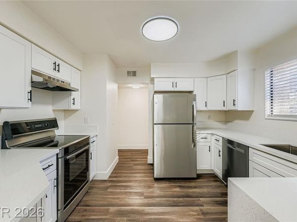 3151 Soaring Gulls Drive, Unit 2197, Las Vegas, NV 89128