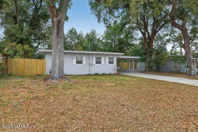 7143 King Arthur Road N, Jacksonville, FL 32211 Main Photo