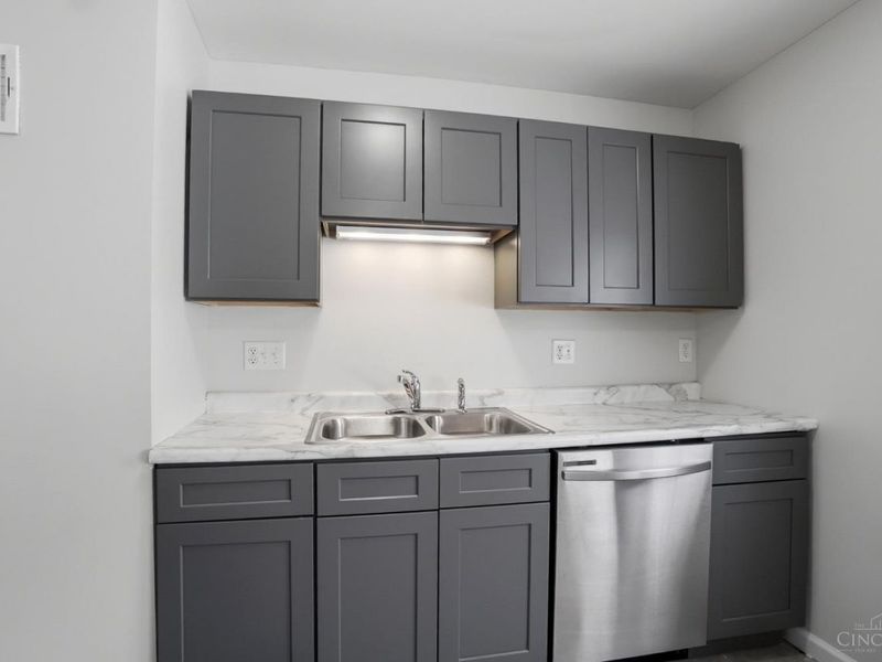 3013 Niagara Street, Cincinnati, OH 45251 Photo 9