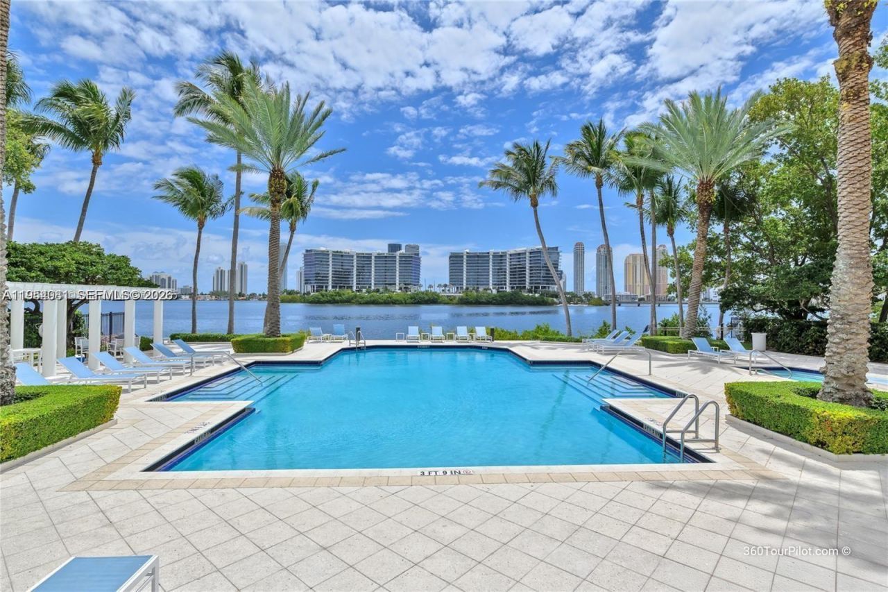 3255 NE 184th St, Unit 12306, Aventura, FL 33160 Photo