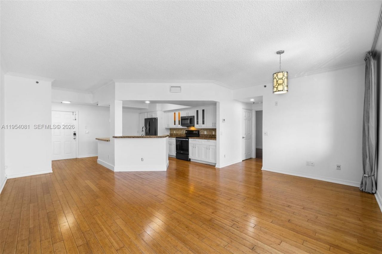 3255 NE 184th St, Unit 12306, Aventura, FL 33160 Photo