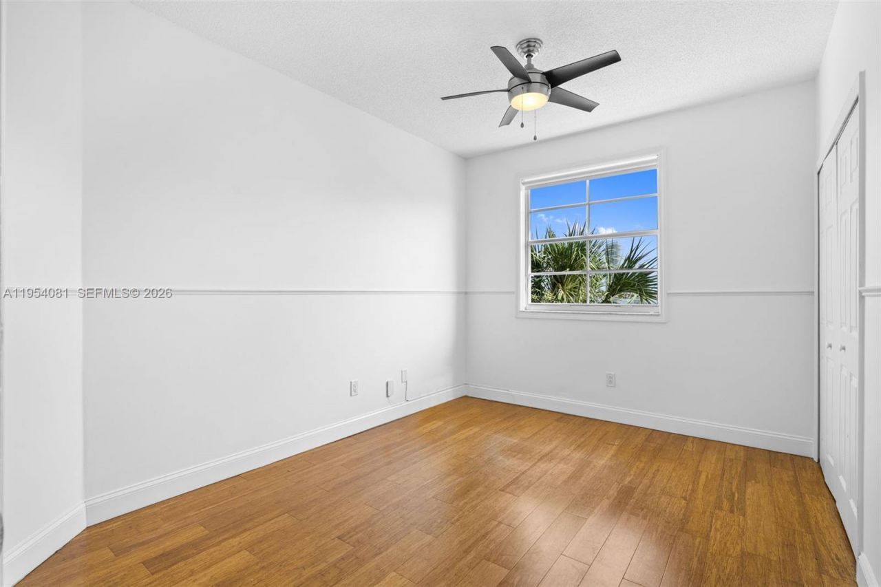 3255 NE 184th St, Unit 12306, Aventura, FL 33160 Photo