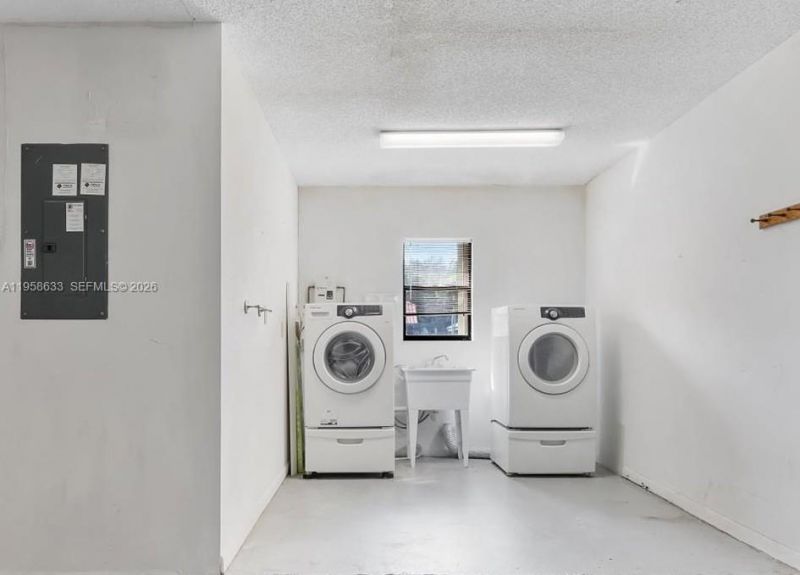 10640 NW 20th Ct, Sunrise, FL 33322 Photo