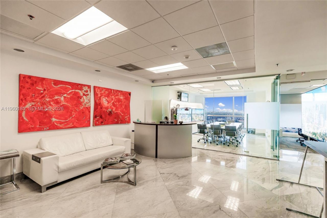 175 SW 7th St, Unit 1901, Miami, FL 33130 Photo