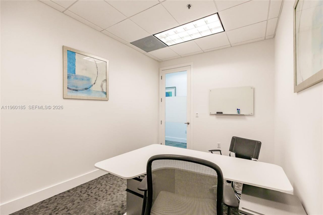 175 SW 7th St, Unit 1901, Miami, FL 33130 Photo