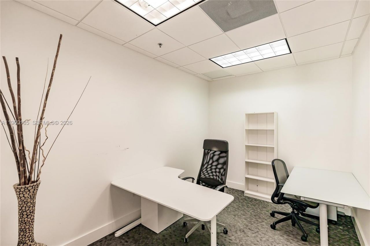175 SW 7th St, Unit 1901, Miami, FL 33130 Photo