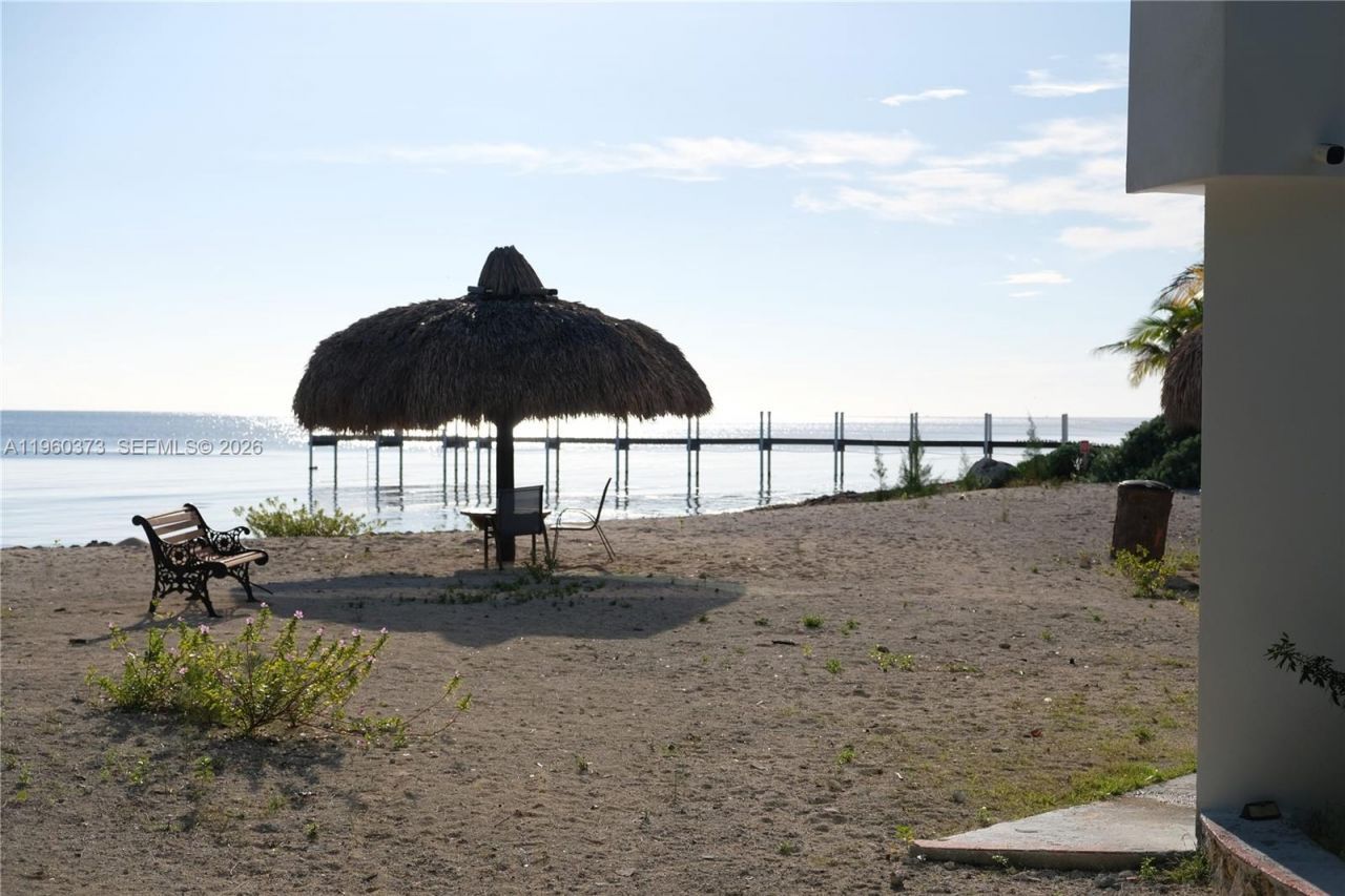 1557 Long Beach Dr, Big Pine Key, FL 33043 Photo