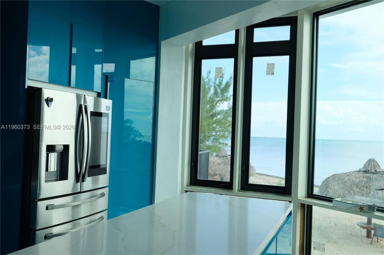 1557 Long Beach Dr, Big Pine Key, FL 33043 Photo