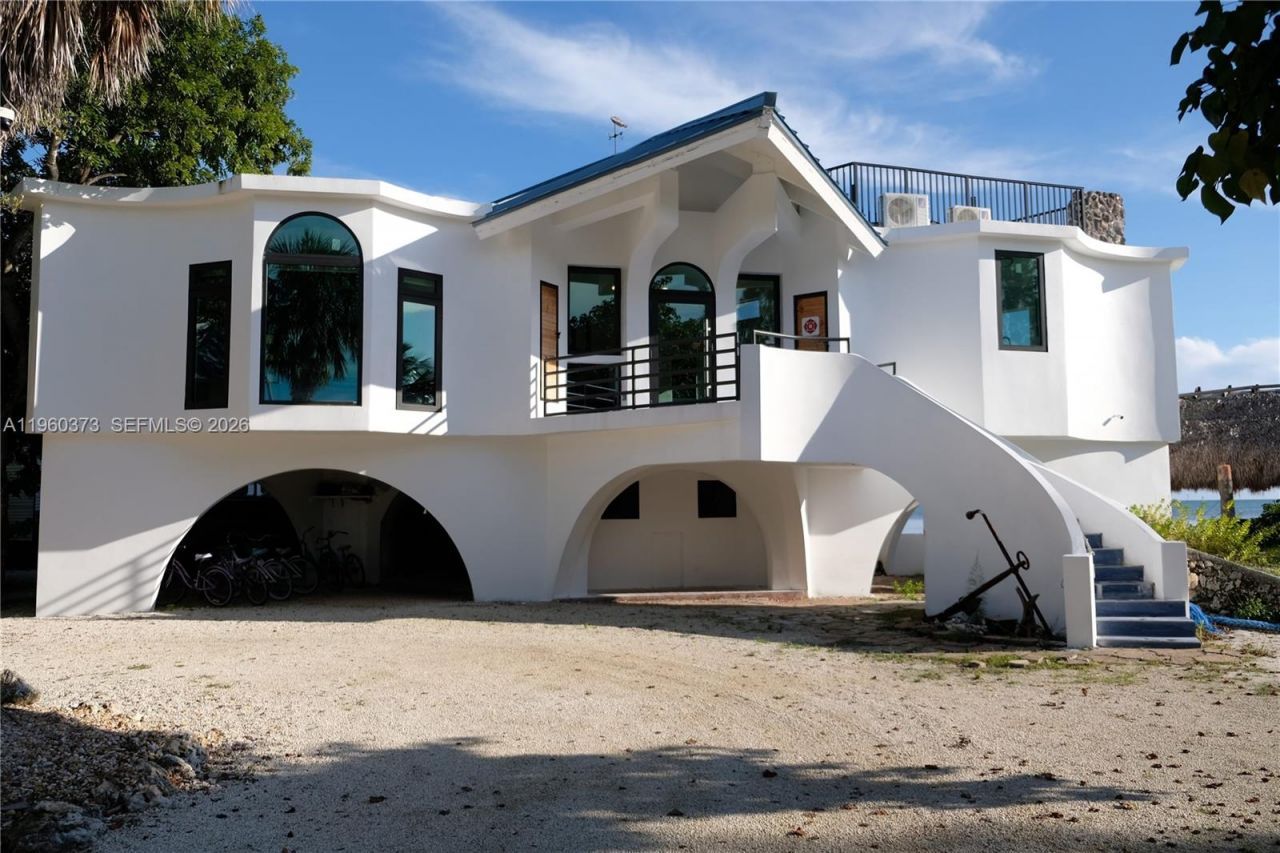 1557 Long Beach Dr, Big Pine Key, FL 33043 Photo