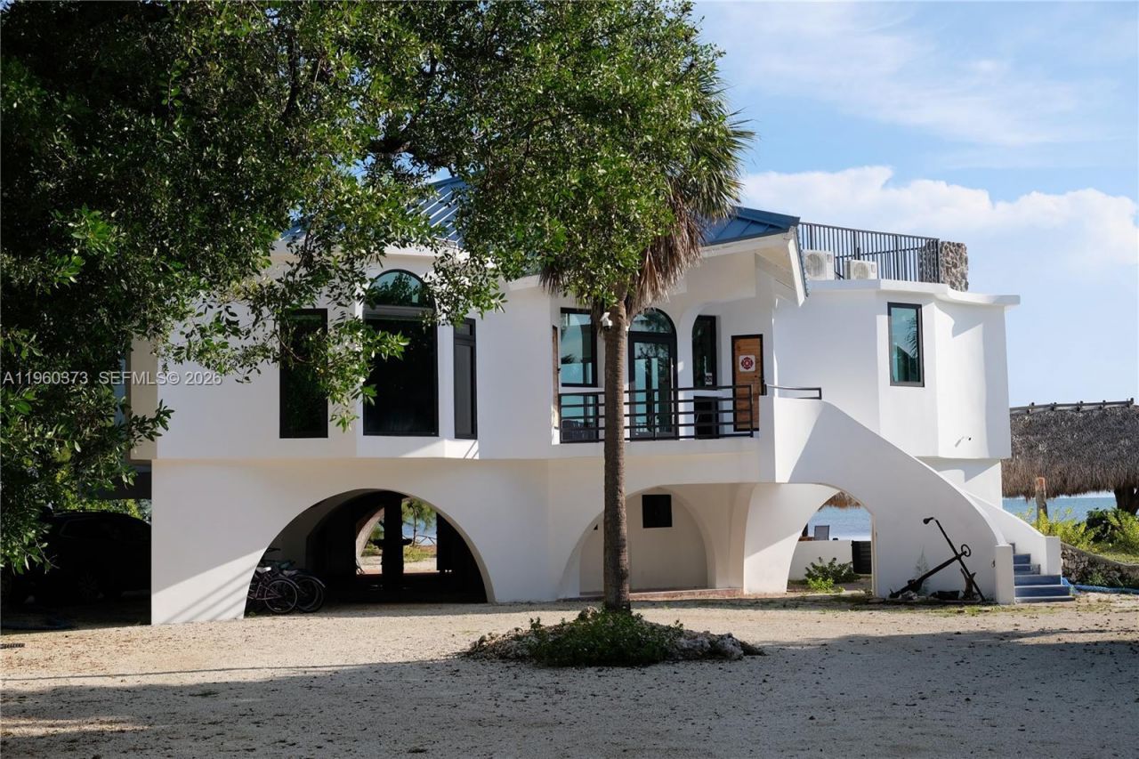 1557 Long Beach Dr, Big Pine Key, FL 33043 Photo