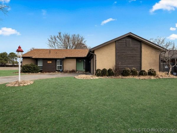 2652 W Galveston Street, Broken Arrow, OK 74012