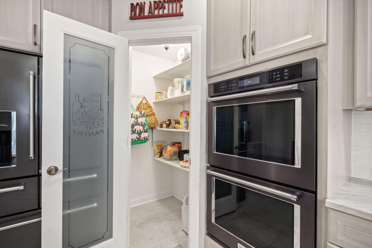 2461 Darts Cove Way Photo 24