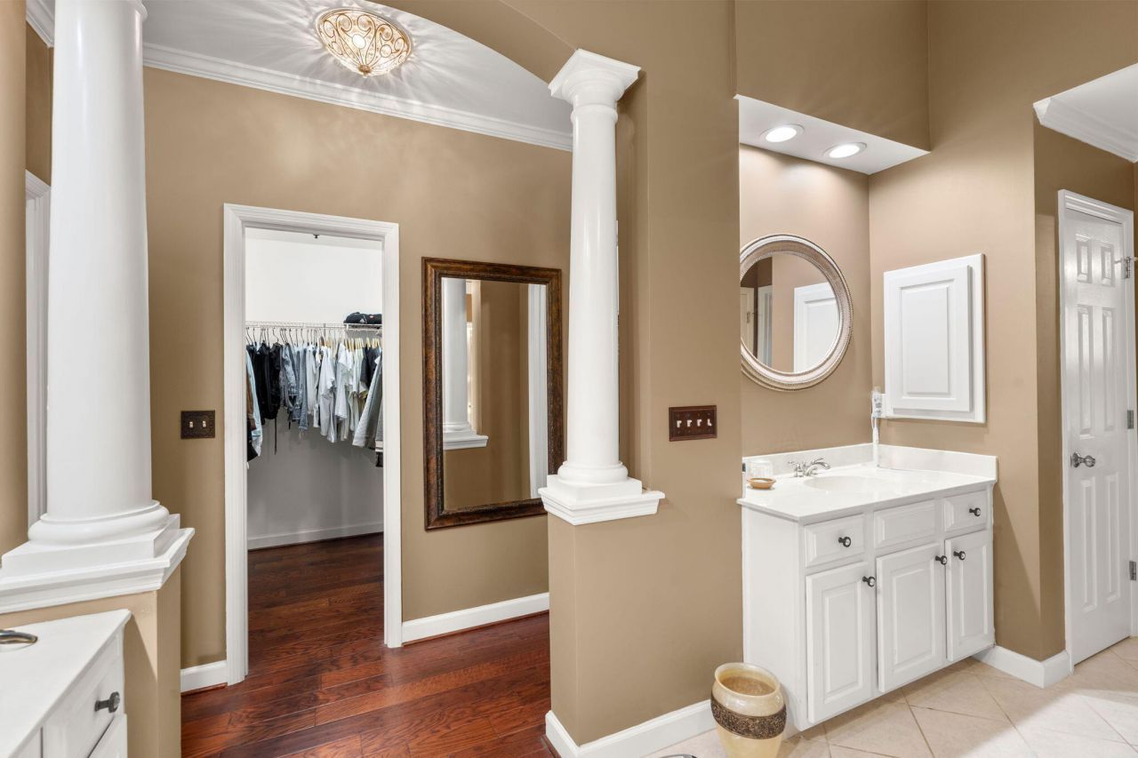 2461 Darts Cove Way Photo 33