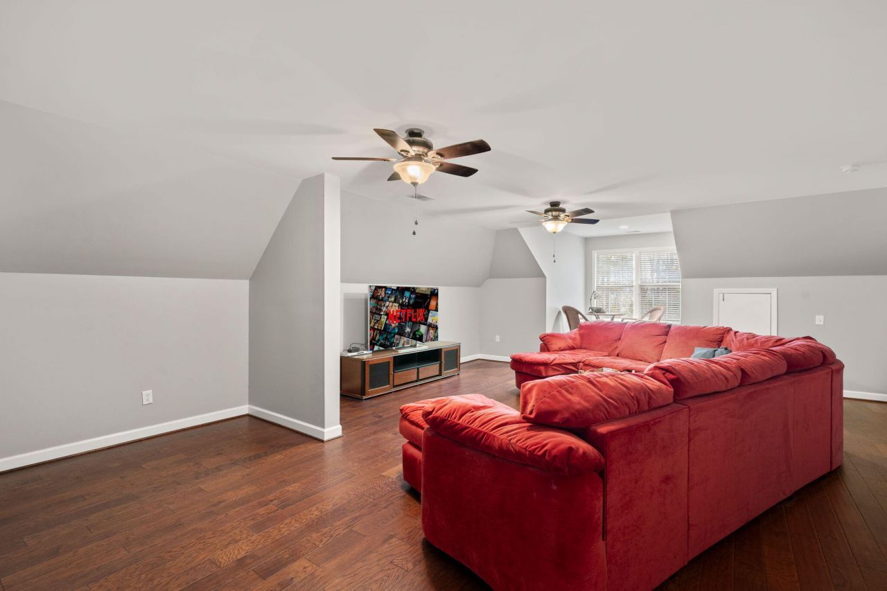 2461 Darts Cove Way Photo 46