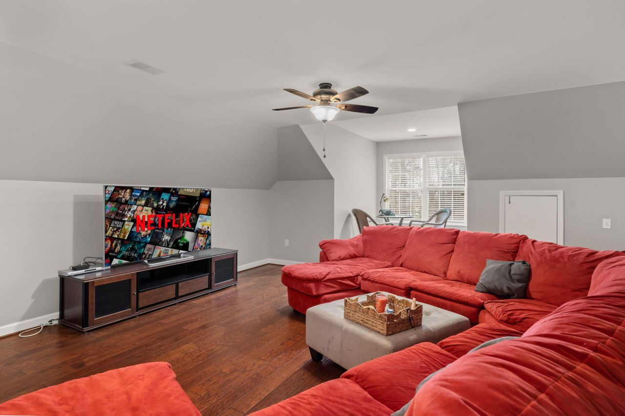 2461 Darts Cove Way Photo 47