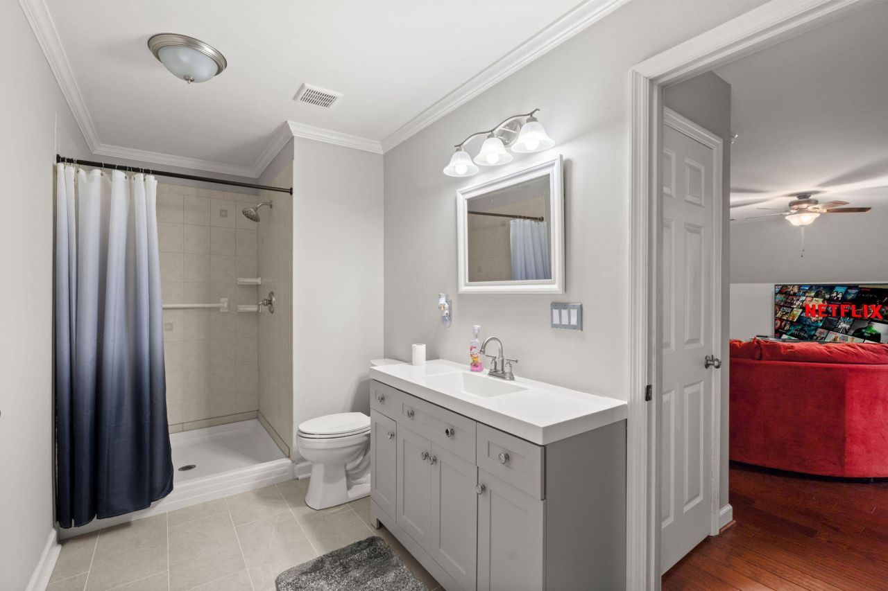 2461 Darts Cove Way Photo 49