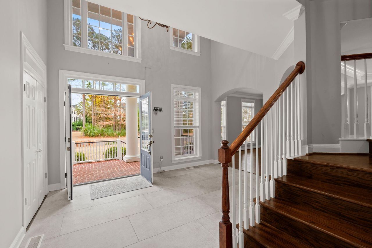 2461 Darts Cove Way Photo 7