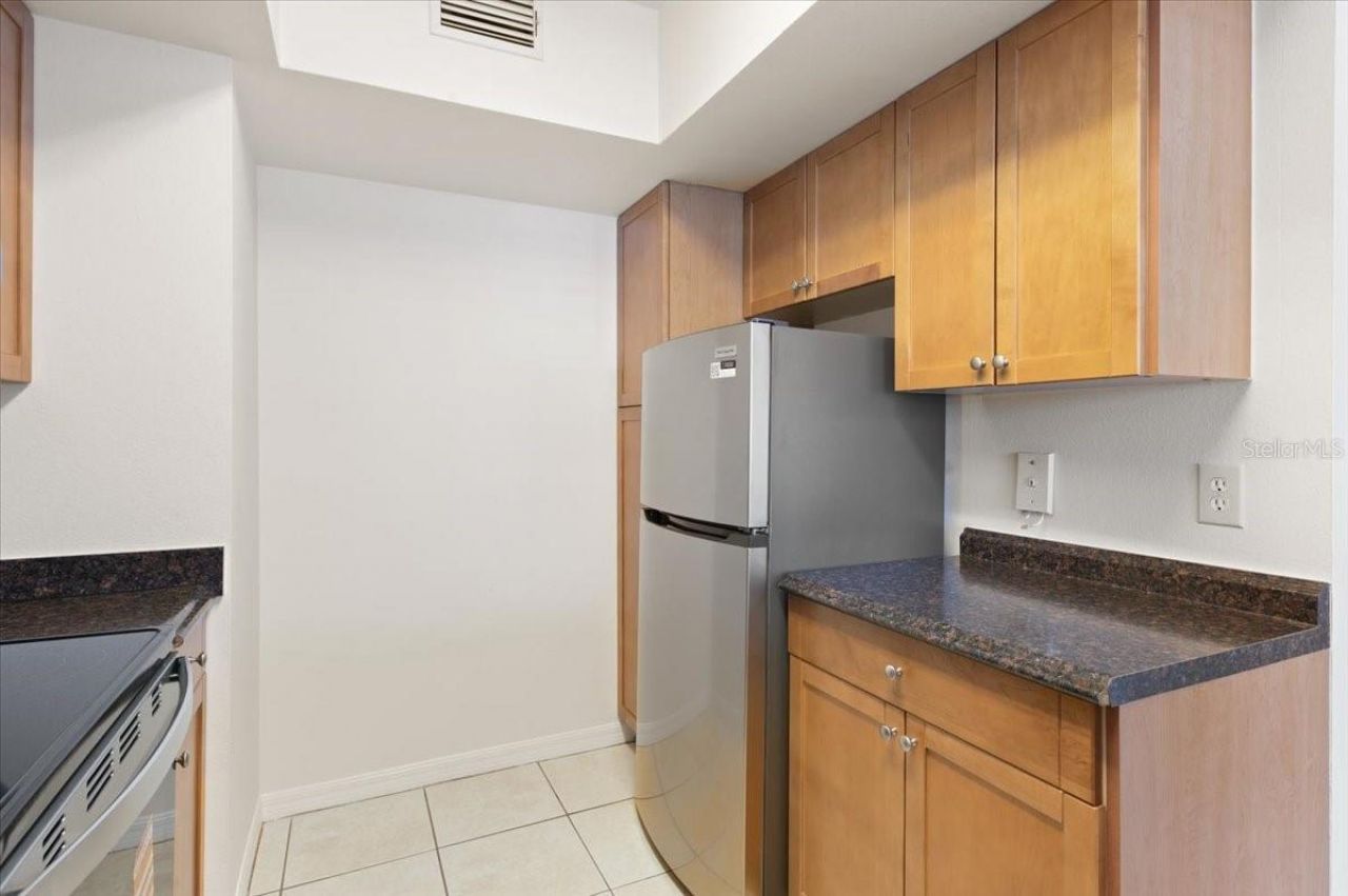 1050 Villagio Circle, Unit 102, Sarasota, FL 34237 Photo