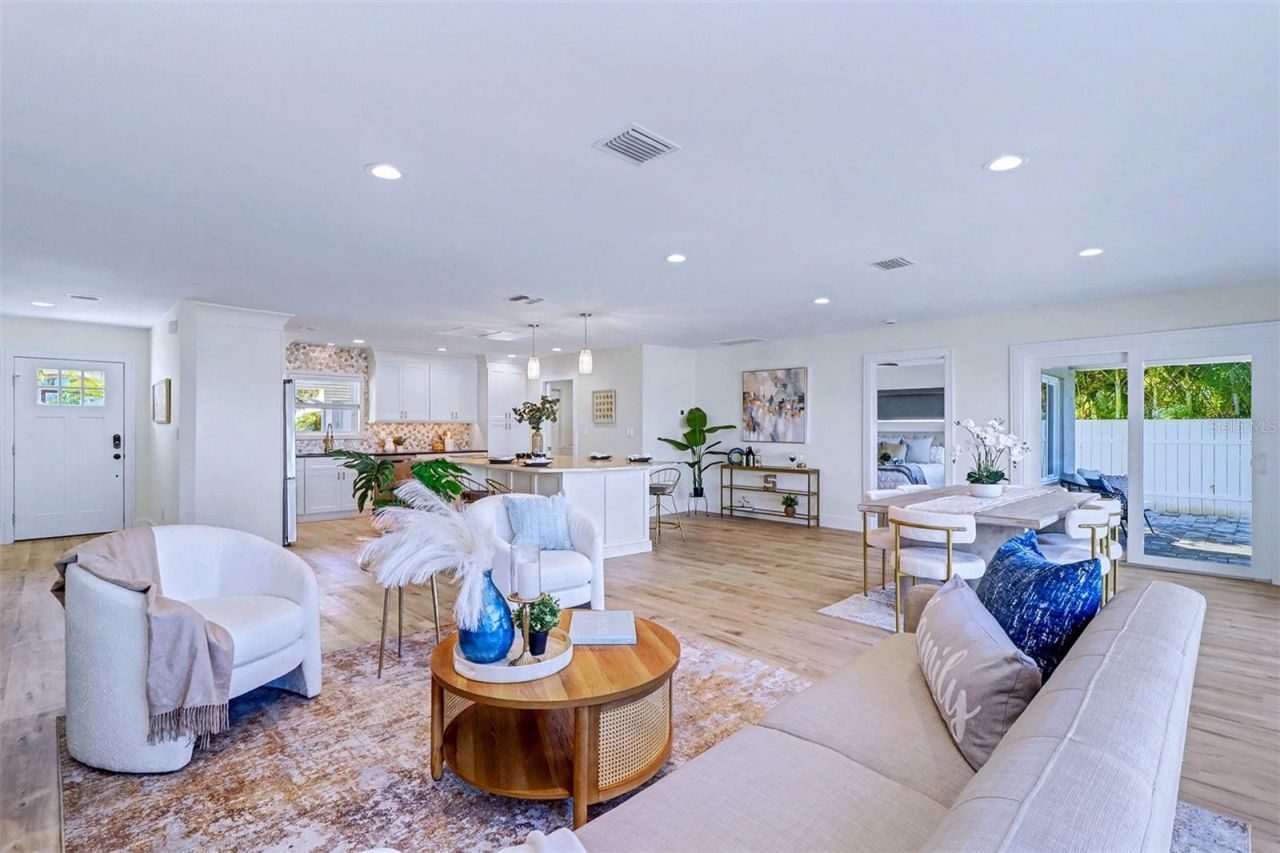 17362 Kennedy Drive, North Redington Beach, FL 33708 Photo