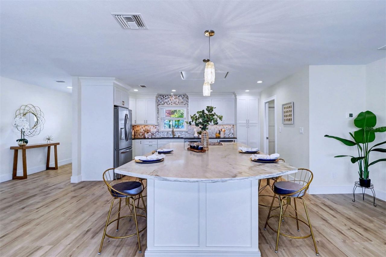 17362 Kennedy Drive, North Redington Beach, FL 33708 Photo