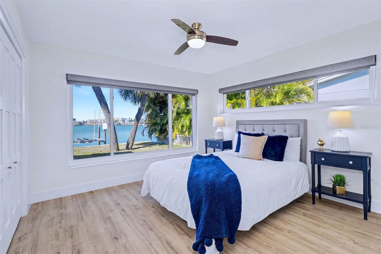 17362 Kennedy Drive, North Redington Beach, FL 33708 Photo