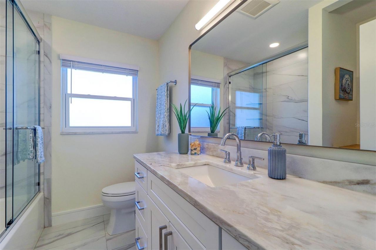 17362 Kennedy Drive, North Redington Beach, FL 33708 Photo